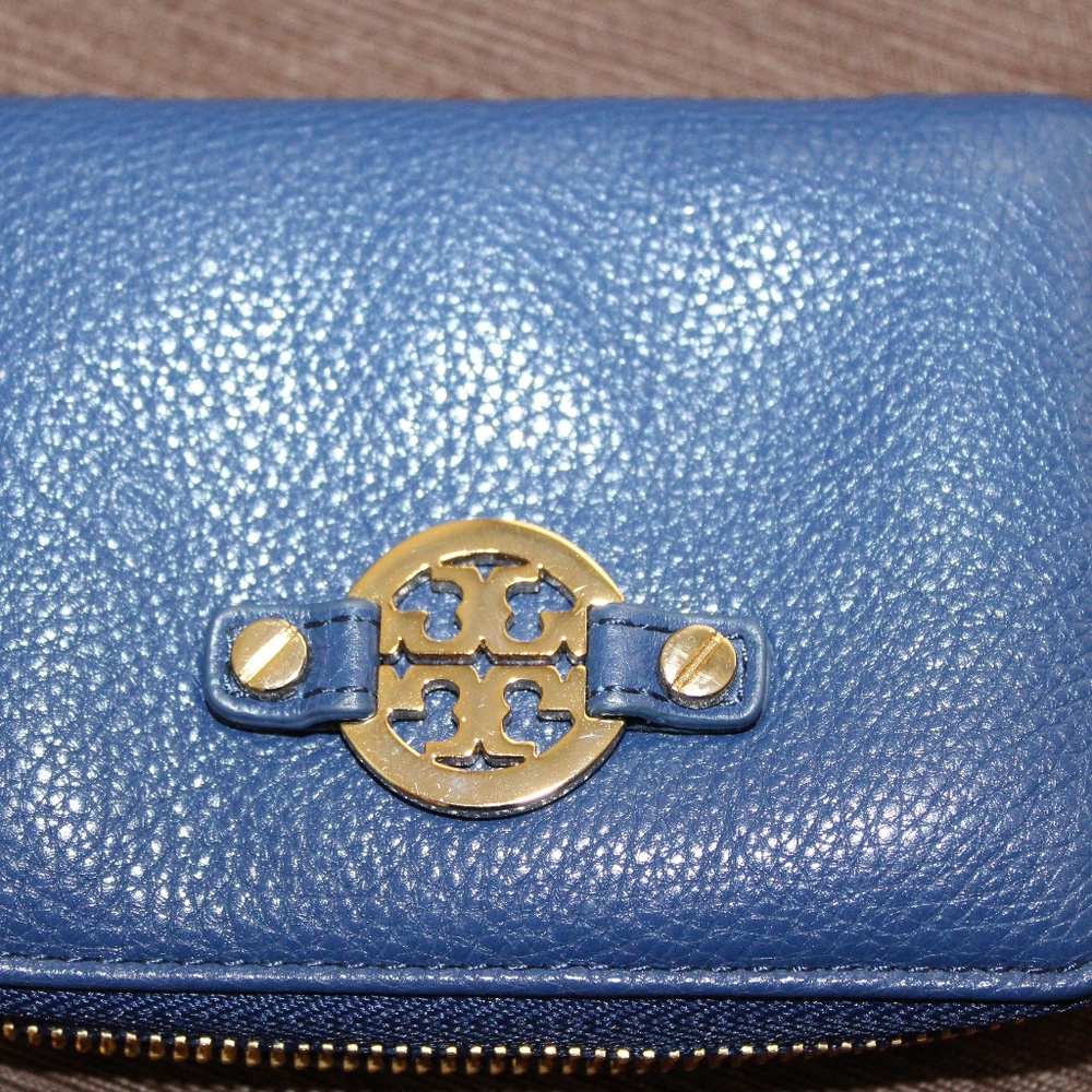 Tory Burch Amanda Zip Coin Case in Royal Blue
